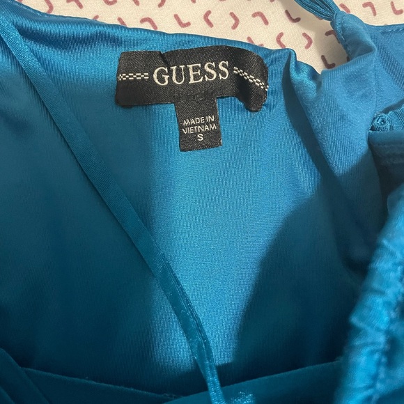 Dress - Picture 4 of 4